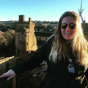 Meet your Posher, Abbey